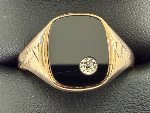Superb vintage 9ct - superb,