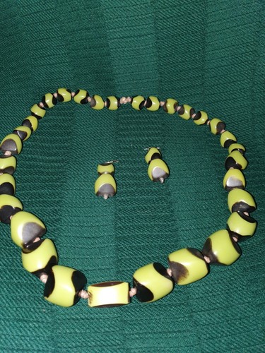 Women wallis necklace and - women's,