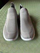 Azarey Grey Trainers Size 4