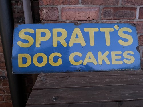 Spratts dog cakes enamel - , sign
