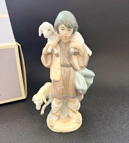 Lladró shepherd boy porcelain - lladró,