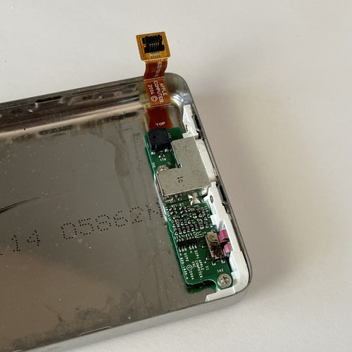Headphone jack hold switch - hold,