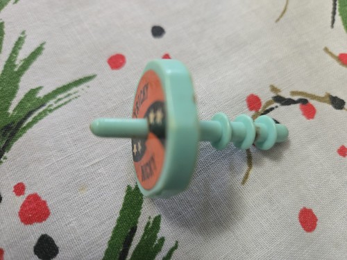 1969 battling top spinners - battling,