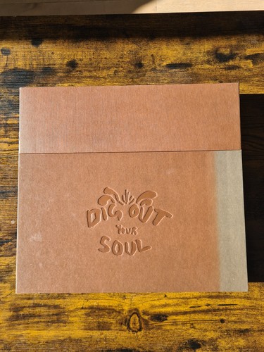 Oasis dig out - , box