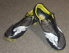 Puma V1.08 Tricks Football