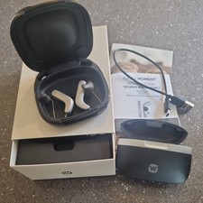 2  Widex SmartRIC RD220 Hearing Aids & Charger barely used immaculate condition 