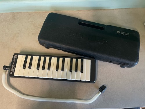 Hohner student melodica - student,