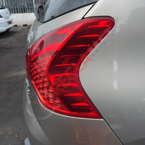 Peugeot 3008 hdi active - peugeot,