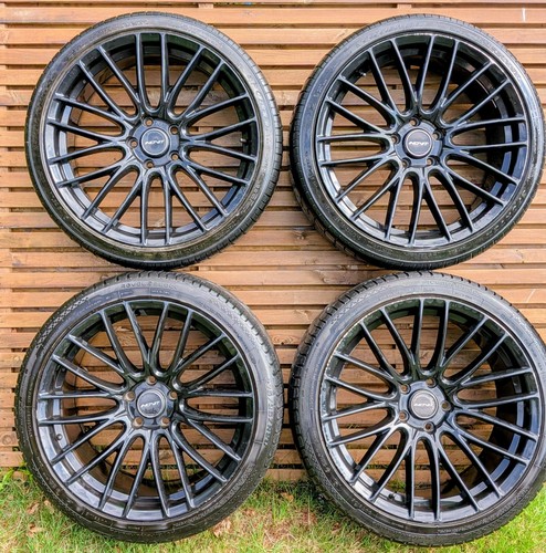 Staggered inovit alloy - staggered,