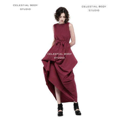 Extravagant dress