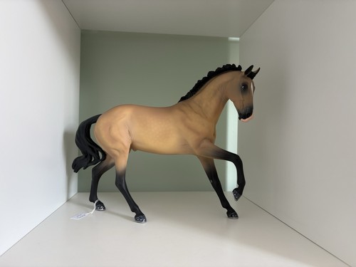 Breyer traditional dappled - breyer,