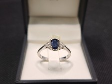 Stunning 1.00ct Sapphire &