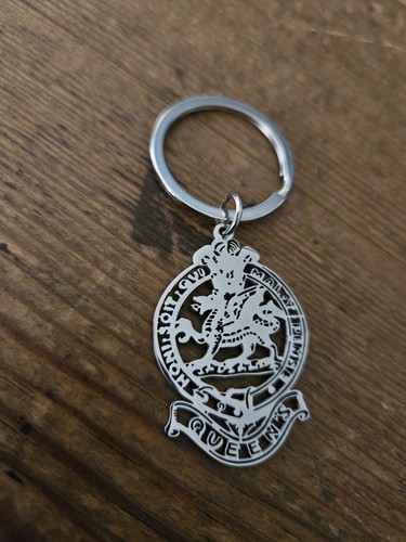 Queens regiment silver keyring - queens,