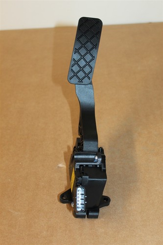 Throttle pedal rhd - throttle, skoda