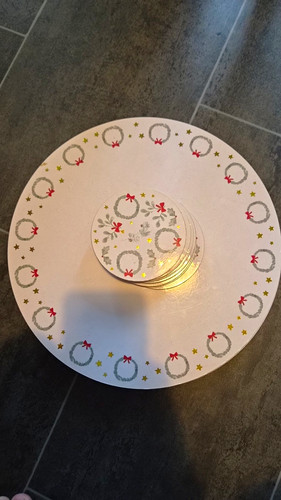 Round christmas place mats - mats, x8
