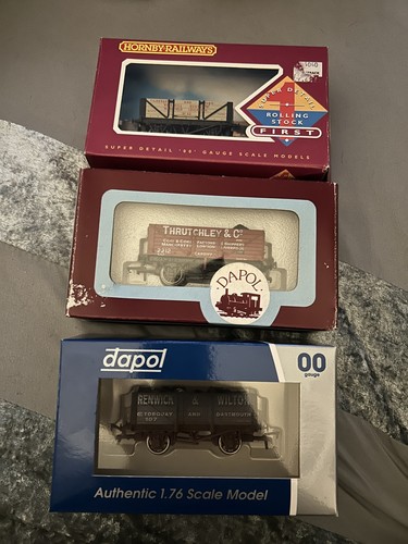 Dapol and hornby wagon - 2,