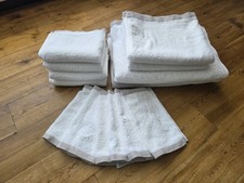 The White Company white towels set of 15 towels in mixed sizes