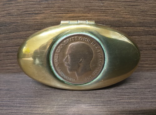 Welsh brass snuff box - welsh,