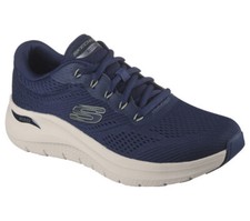 Extra Wide Man Skechers Fit