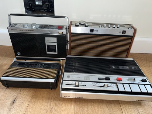 Vintage radios ferguson - x,
