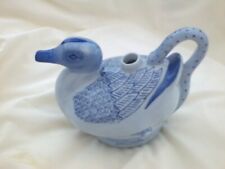 BOX 30) DUCK CHINA DECANTER