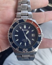 Seiko Pepsi Kinetic Men’s Divers Watch & an Accurist Titanium Chronograph.