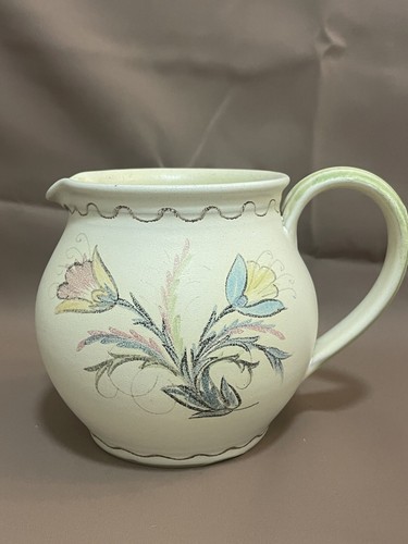 Vintage jug vase pot - jug, cream