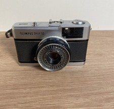Vintage Olympus Trip 35 Compact Film Camera 35mm D Zuiko 2.8/40mm Lens