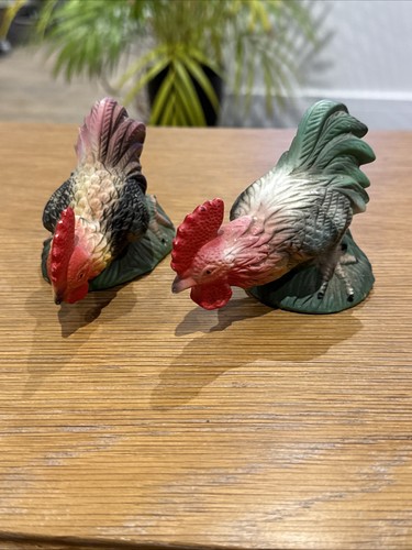 Pair ceramic pecking - pair,