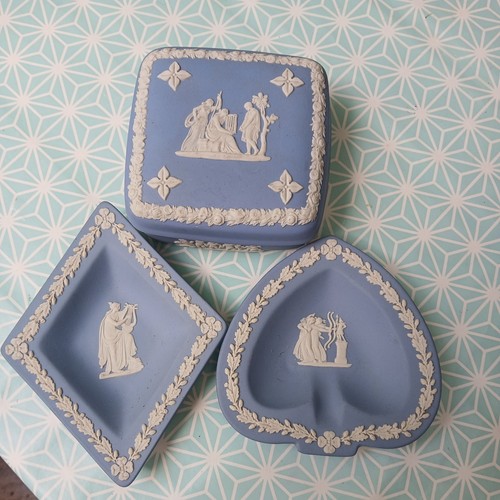 Blue and white - blue,