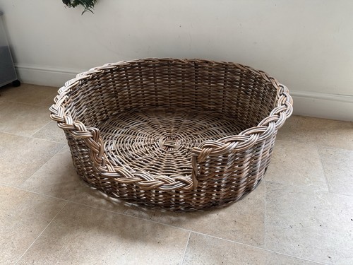 Wicker dog basket large - dog, oval