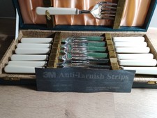 Vintage T E Osborne & Co Ltd Cased Silver Plate Ivorine Fish Knife And Fork Set