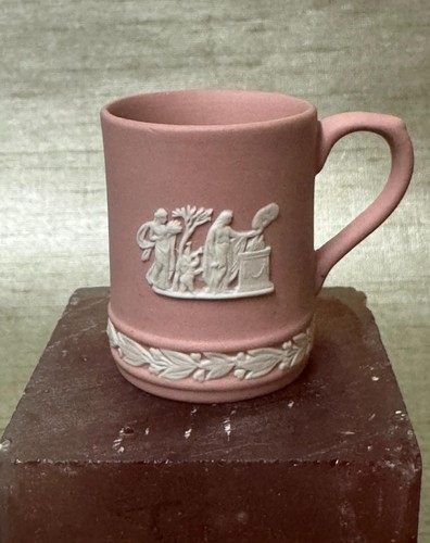 Vintage wedgwood miniature - vintage,