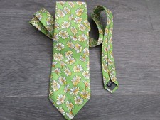 Bold Bright Flower Design
