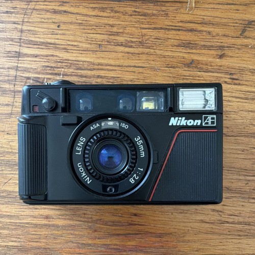 Nikon l35af 35mm film camera - nikon,