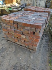 RECLAIMED ACCRINGTON BRICKS