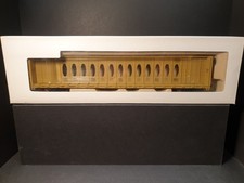 Walthers HO Scale 72' Opera