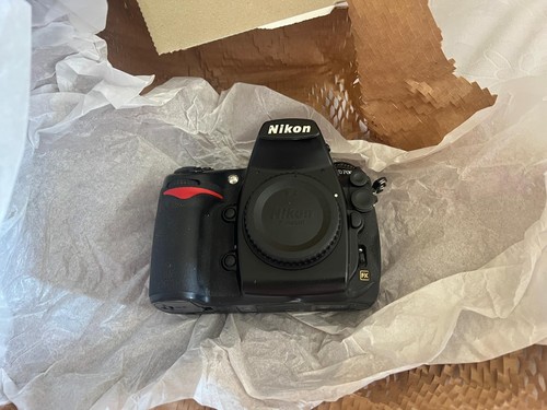 Faulty nikon d700 camera - d700,