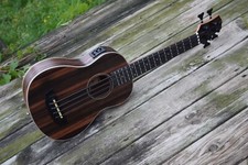 Ebony Wood U-bass Ukulele 4