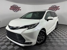 2021 Toyota Sienna XLE Minivan