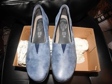 New ladies Fly Flot Suave shoes size 6