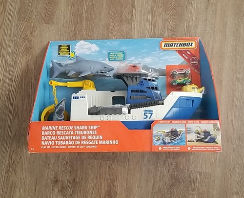 Matchbox marine rescue - rescue, shark