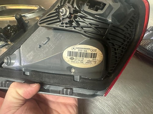 Mercedes class w205 inner - mercedes,