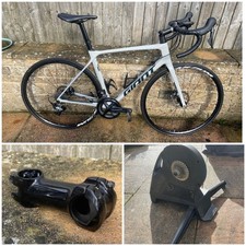 Giant TCR advanced disc with Pedals, Wheel Upgrade