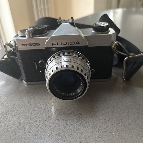 Fujica st605 35mm - slr, +