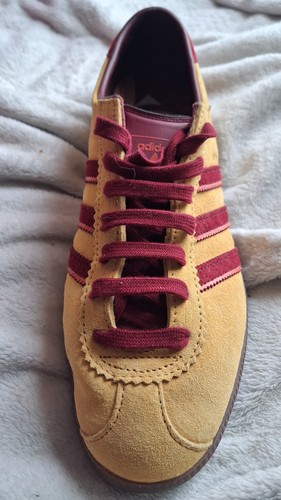 Left shoe only adidas - shoe,