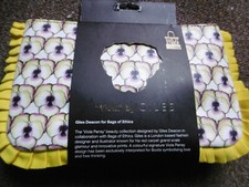 GILES DEACON BAGS OF ETHICS