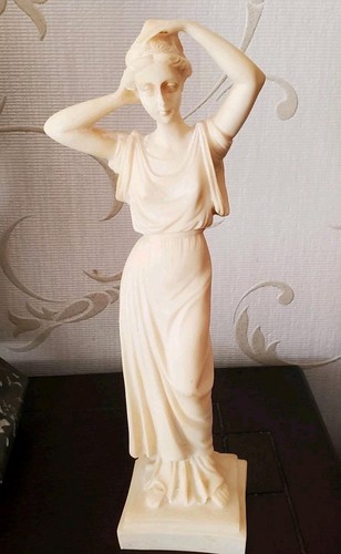 Alabaster italy venus - alabaster,