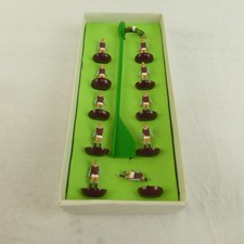 Vintage Subbuteo 00 Scale Football Team Claret Blue Sleeved Plastic Goalie Stick