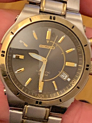 Vintage used seiko kinetic - used,